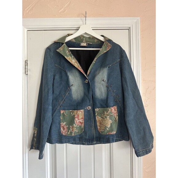 TAKE TWO VINTAGE DENIM JACKET‎ FLORAL BEADED ACCENTS Size L Buttons - Picture 1 of 16